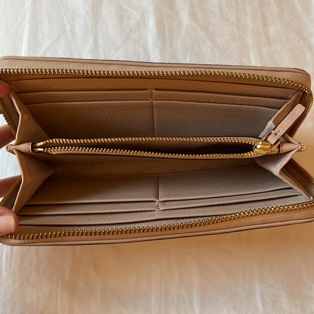 Tory Burch Blush Pink Zip-Around Leather Wallet with Gold Logo